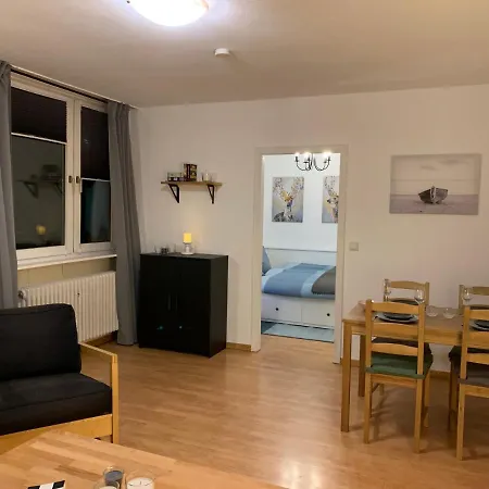 Haus Am Stadtrand Mit Super Verbindung In Holiday home *