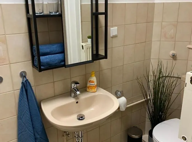 Haus Am Stadtrand Mit Super Verbindung In * Kassel