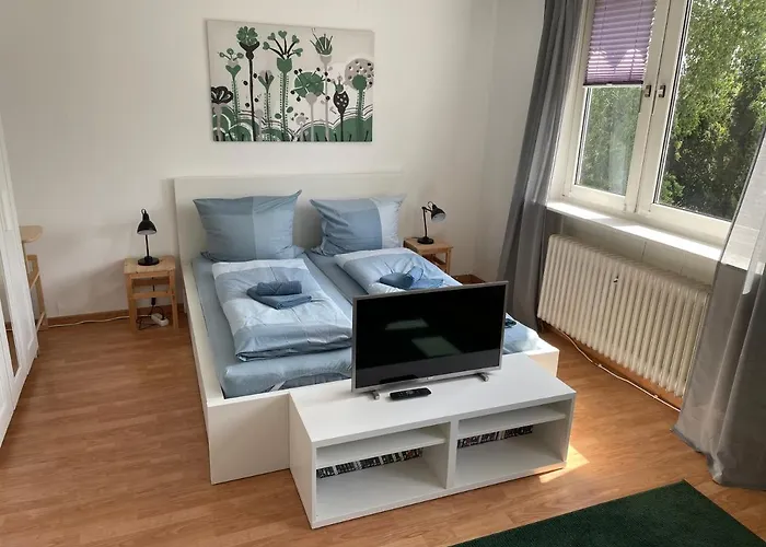 Haus Am Stadtrand Mit Super Verbindung In